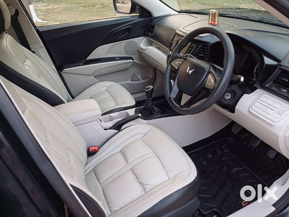 Mahindra Xuv300 W6 Amt Diesel, 2023, Diesel