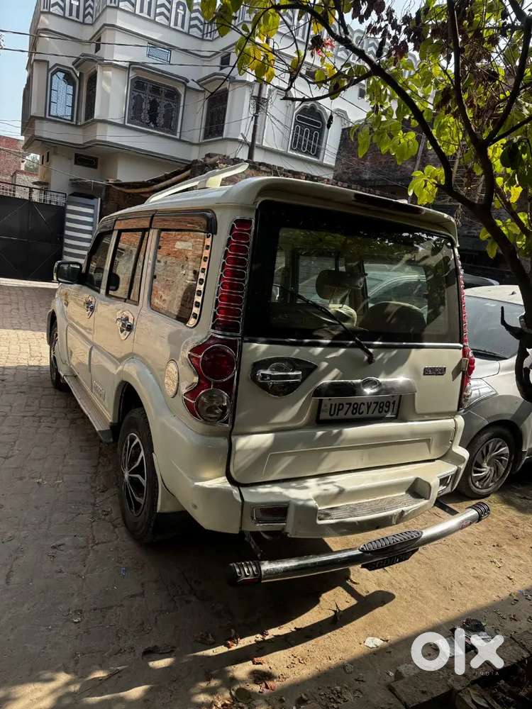 Mahindra Scorpio 2013