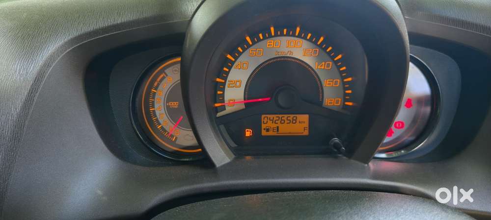 Honda Brio, 2012, Petrol