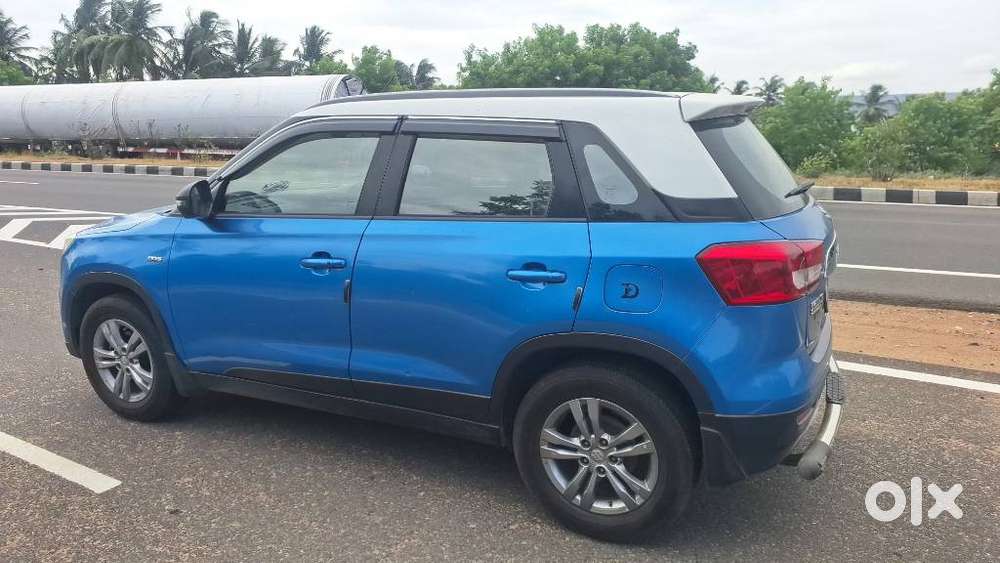 Maruti Suzuki Brezza Zdi+ Dual Tone, 2016, Diesel