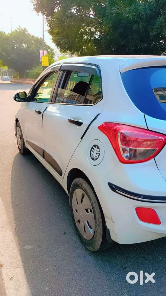 Good Condition And Singel Hand Use Office