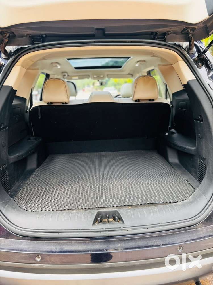 Mahindra Xuv700 2.2 Ax 5 Diesel Mt Str, 2022, Diesel