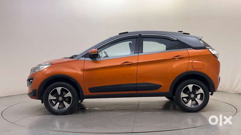 Tata Nexon 1.2 Revotron Xza Plus (o) Dual Tone, 2018, Petrol