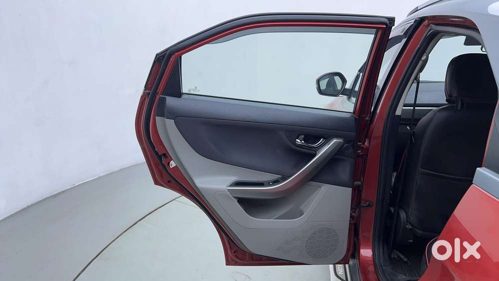 Tata Nexon 1.5 Revotorq Xz Plus Dual Tone, 2017, Diesel