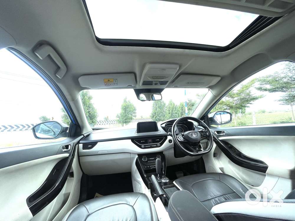 Tata Nexon Amt Xza Plus, 2020, Petrol