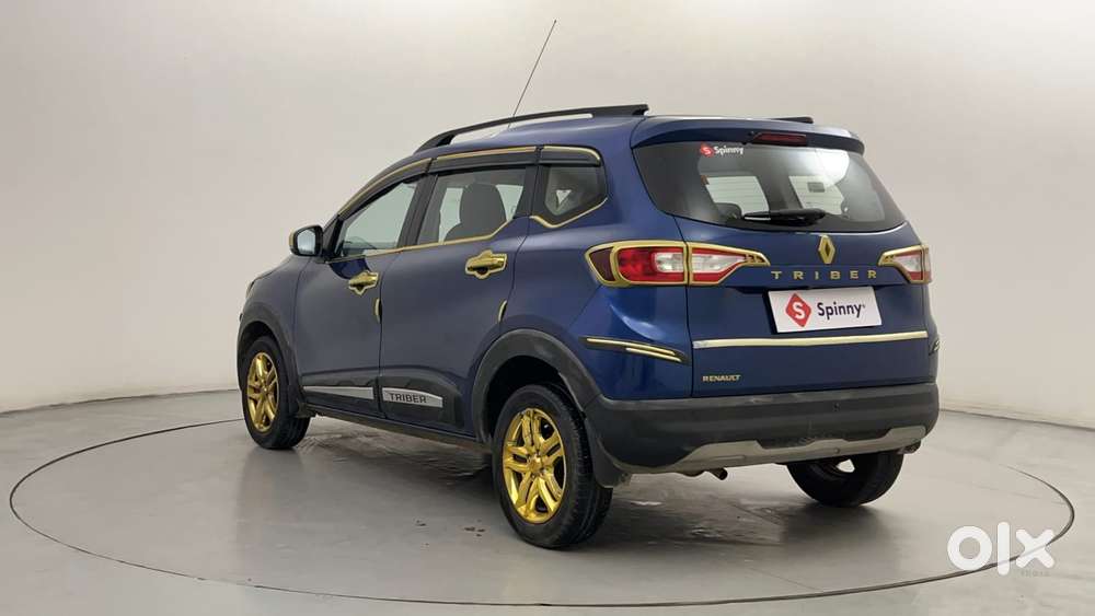 Renault Triber Rxz, 2022, Petrol