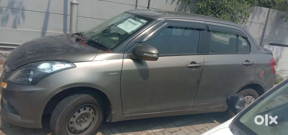 Maruti Suzuki Swift Dzire 1.2 Vxi Bsiv, 2015, Petrol