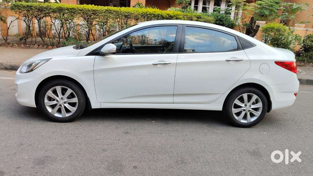 Hyundai Verna Fluidic 1.6 Vtvt Sx Opt, 2013, Petrol