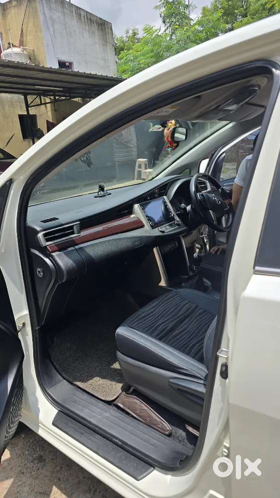 Toyota Innova Crysta 2021