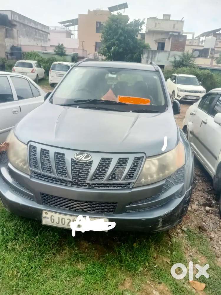 Mahindra Xuv500 2015 Diesel 94000 Km Driven