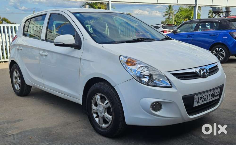 Hyundai I20 1.4 Asta (o) Crdi, 2014, Diesel