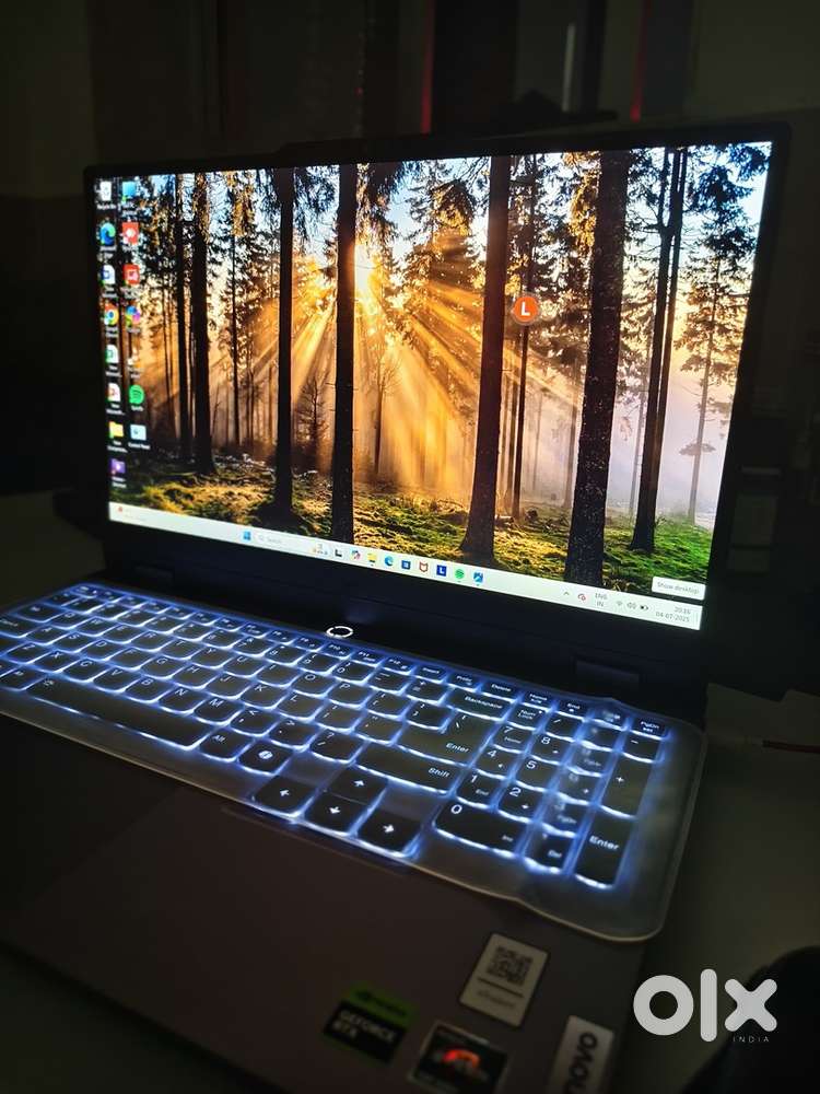 Lenovo LOQ 2025,AMD Ryzen 7