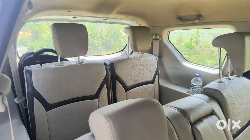 Maruti Suzuki Ertiga Vxi 2025
