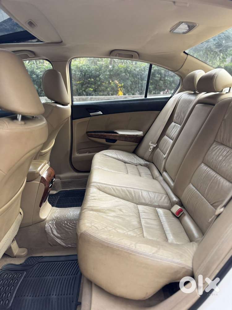 Honda Accord 2.4 Vti-l Automatic, 2012, Cng & Hybrids