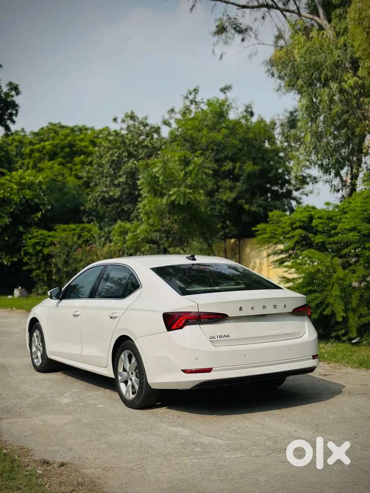 Skoda Octavia 2.0 Style Tsi At, 2022, Petrol