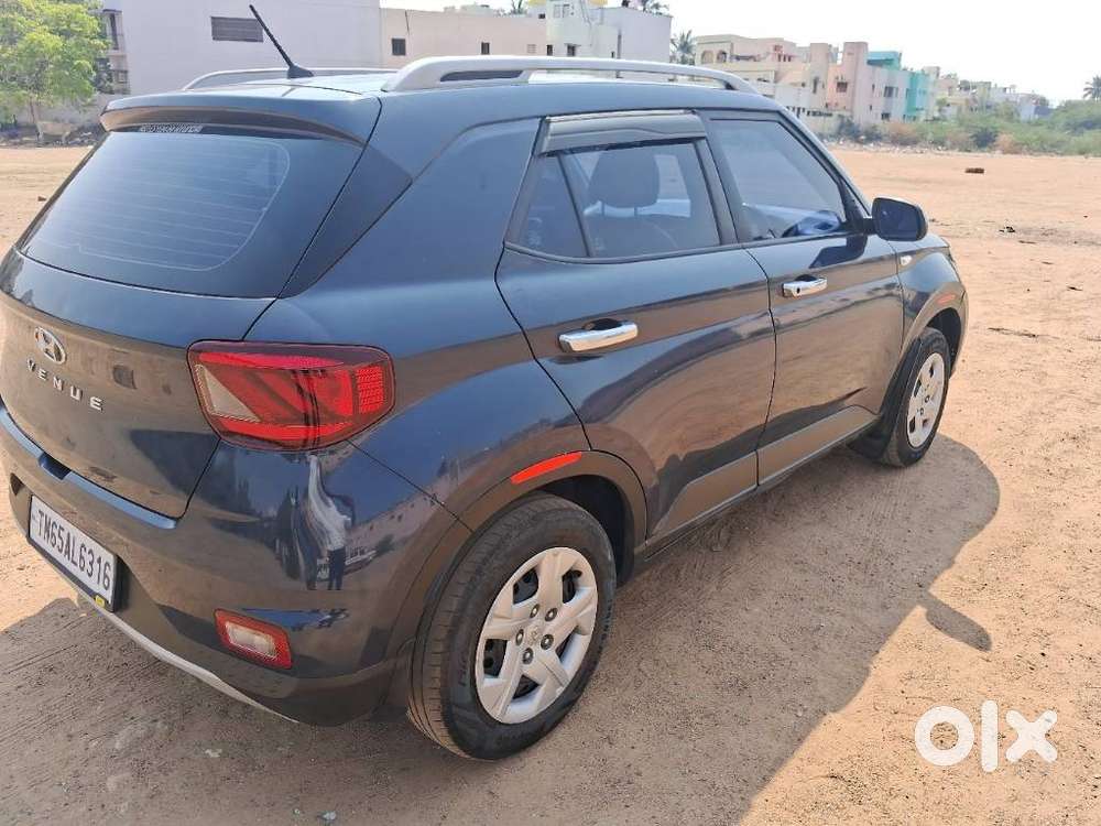 Hyundai Venue S Mt 1.2 Kappa, 2020, Cng & Hybrids