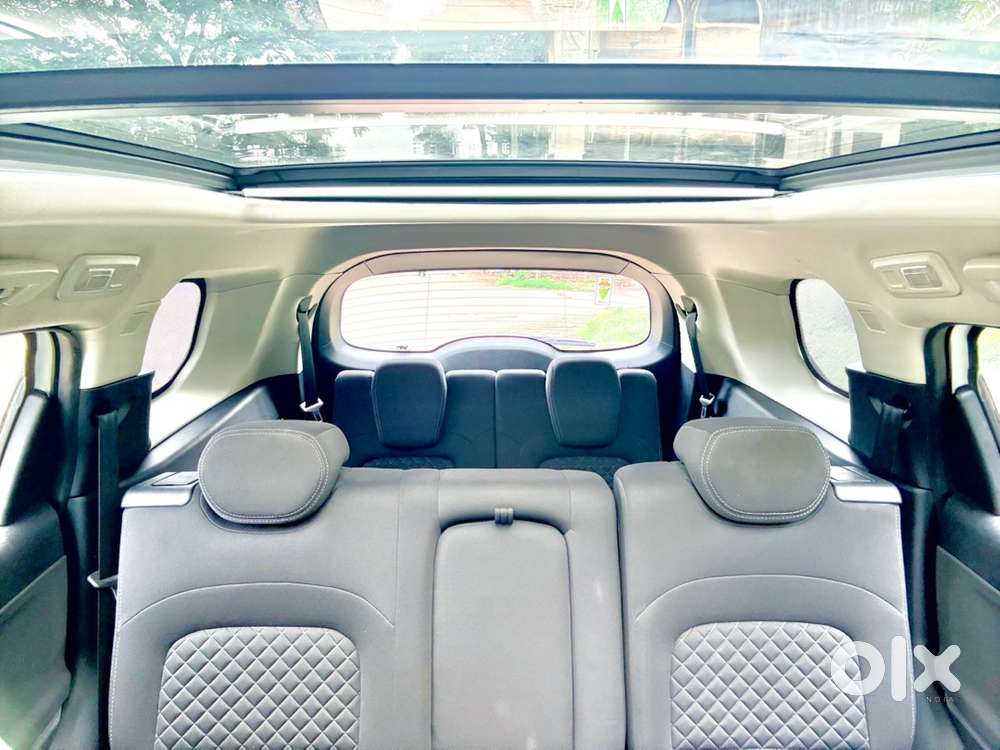 Showroom Condition Scratchless Mint Condition Tata Safari Diesel 2022