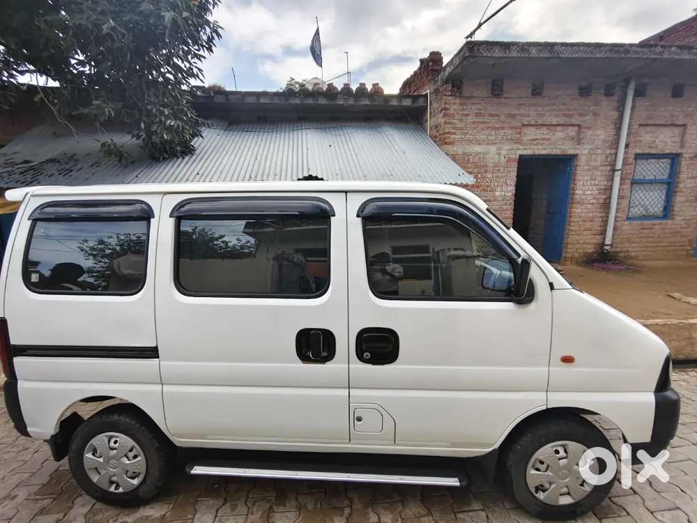 Maruti Suzuki Eeco 2025 Cng