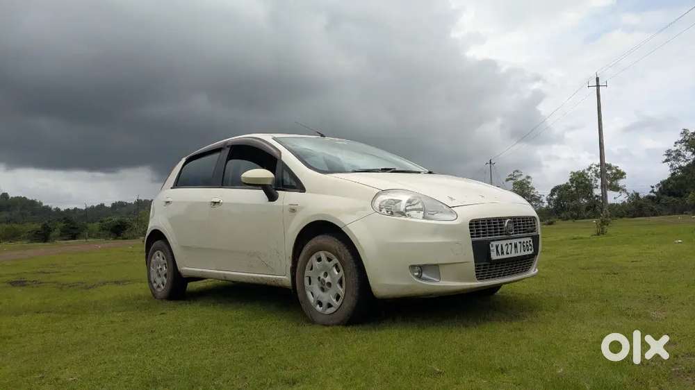 Fiat Grande Punto 2014 Diesel 16000 Km Driven