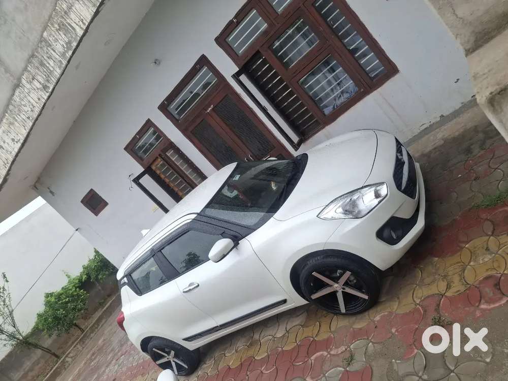 Maruti Suzuki Swift Zxi 2025