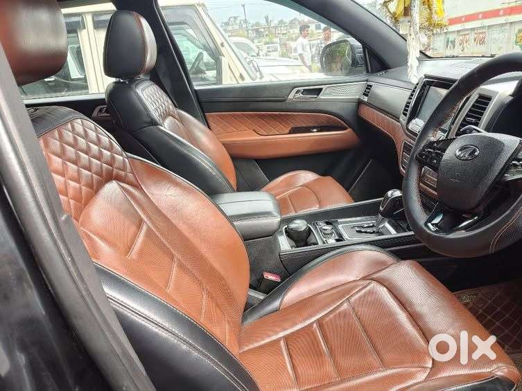 Mahindra Alturas G4 4wd At, 2020, Diesel