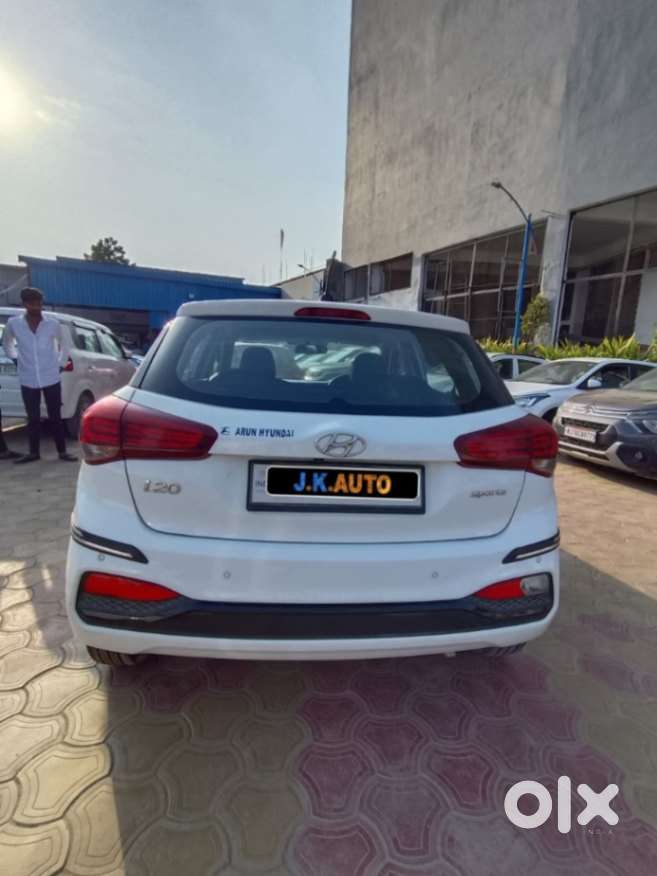 Hyundai I20 Sportz 1.2 Vtvt, 2020, Petrol