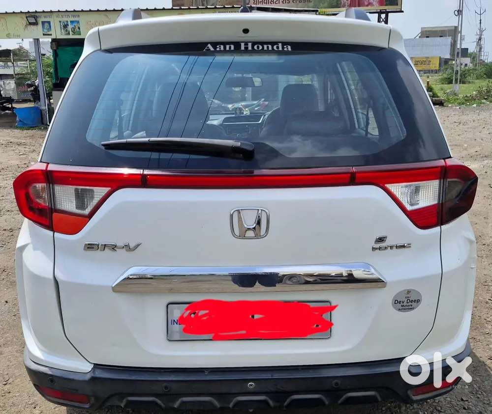 Honda Br-v2017 Diesel 19 Kmpl City Milage 123456 Km One Handed Driven