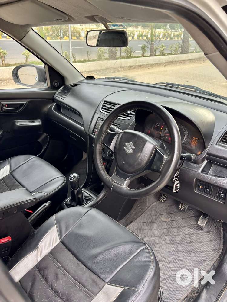 Maruti Suzuki Swift 1.2 Lxi (o), 2014, Petrol