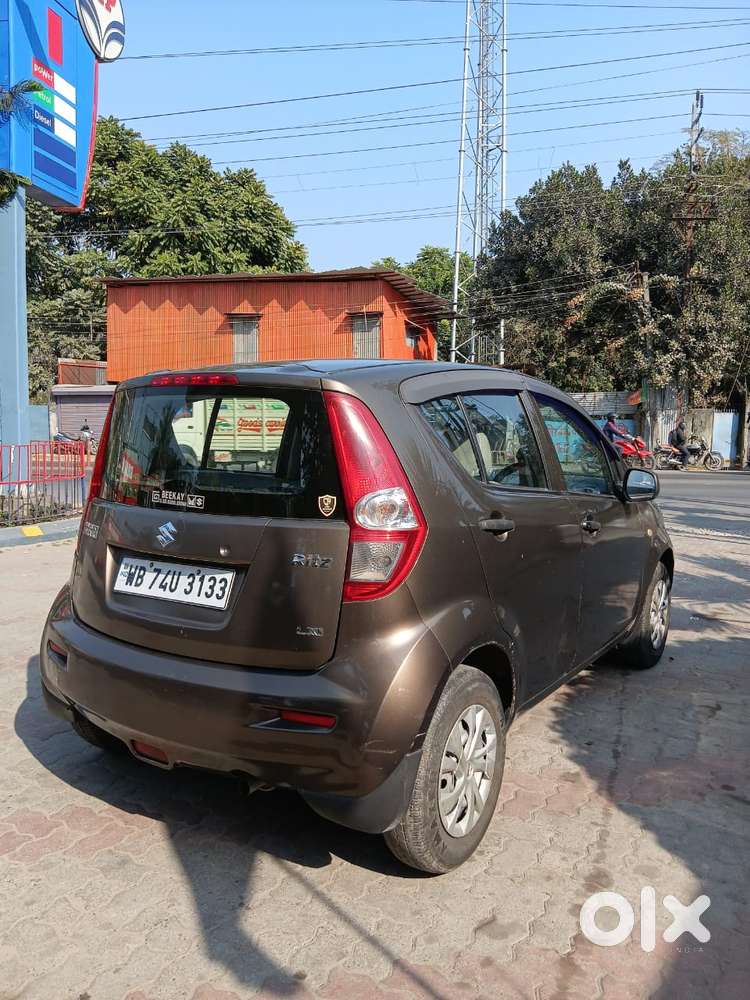 Maruti Suzuki Ritz Lxi, 2011, Petrol