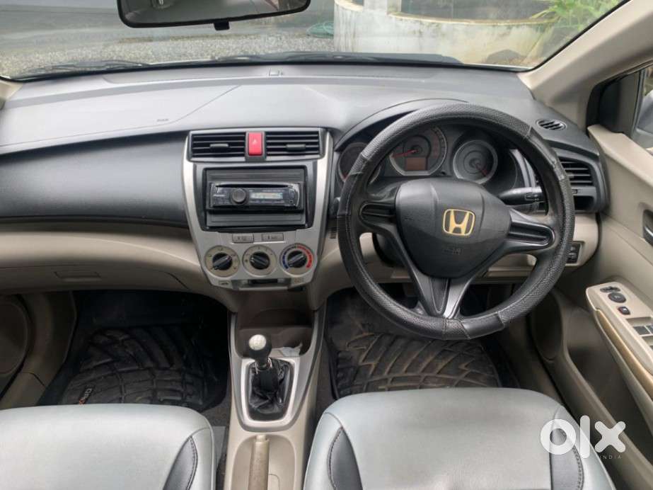 Honda City 1.5 E Mt, 2010, Petrol
