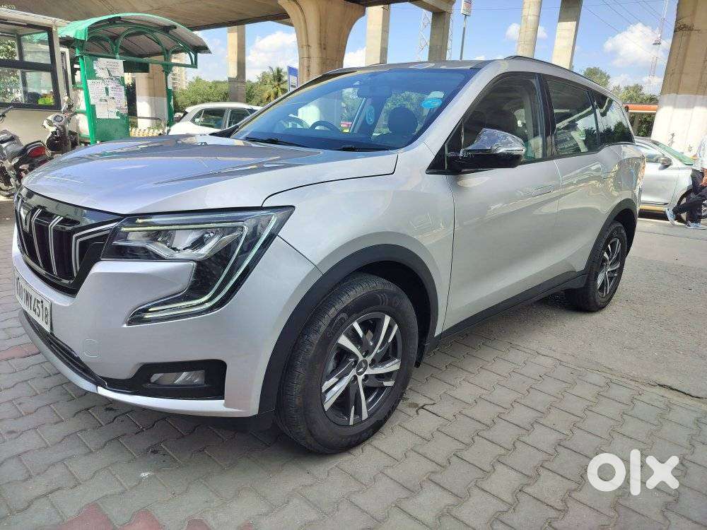 Mahindra Xuv700 2.0 Ax 5 Petrol At Str, 2022, Petrol