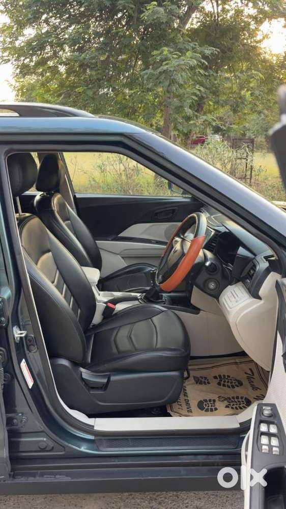 Mahindra Xuv300 W6, 2023, Petrol