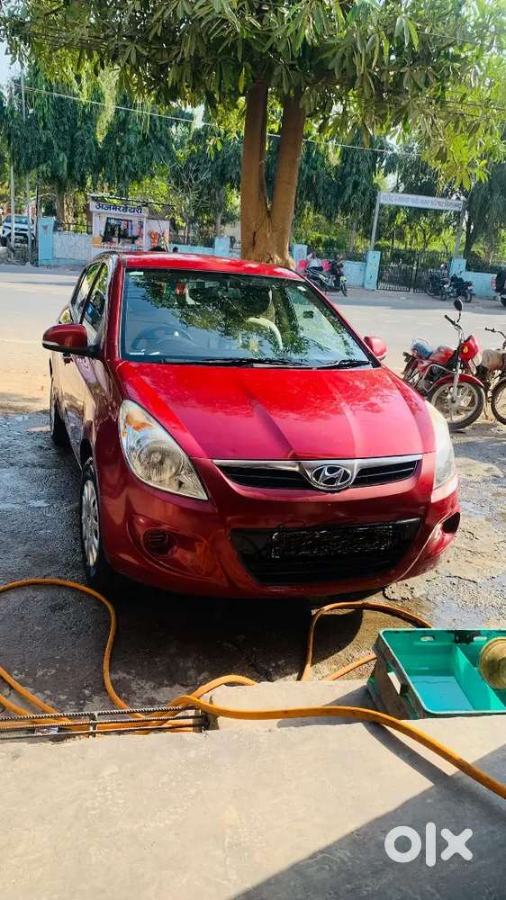 Hyundai I20 2010 Petrol Well Maintained