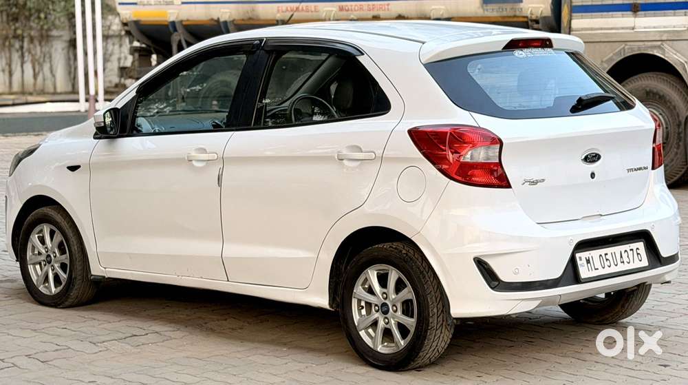 Ford Figo 2012-2015 Petrol Titanium, 2020, Petrol