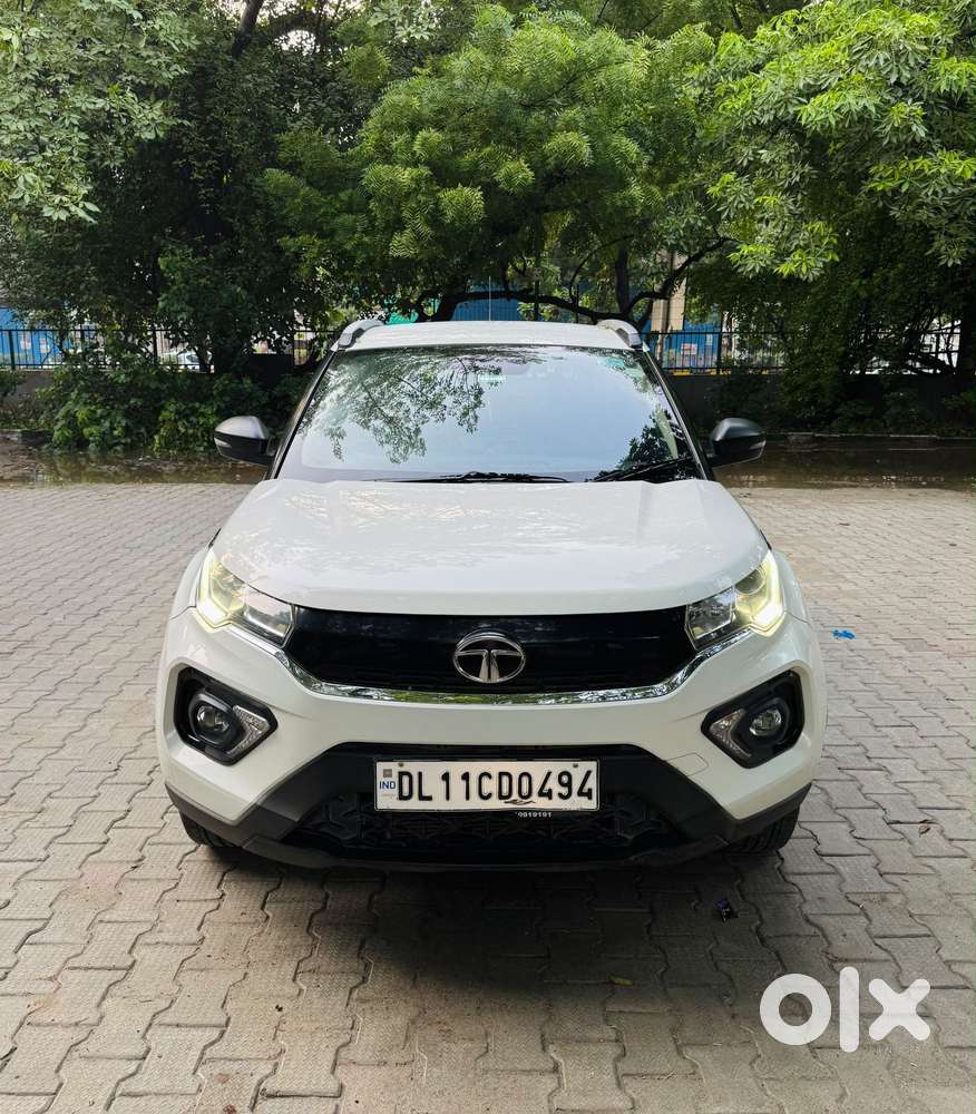 Tata Nexon 1.2 Revotron Xma Amt (s), 2022, Petrol