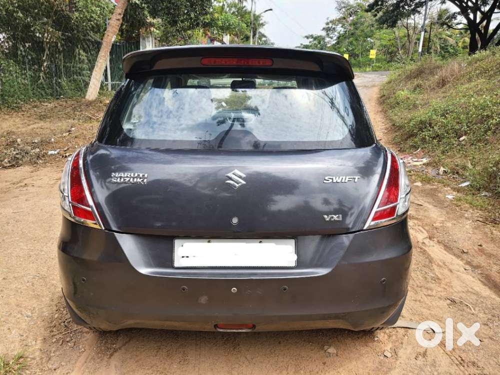 Maruti Suzuki Swift Vxi 1.2 Abs Bs-iv, 2015, Petrol