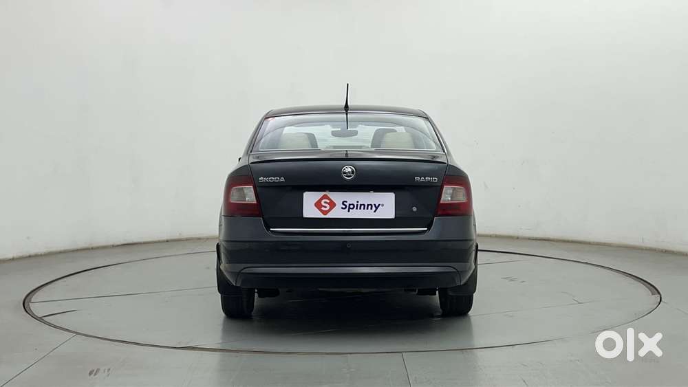 Skoda Rapid 1.6 Mpi At Style, 2017, Petrol