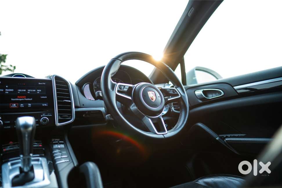 Porsche Cayenne Platinum Edition, 2016, Petrol