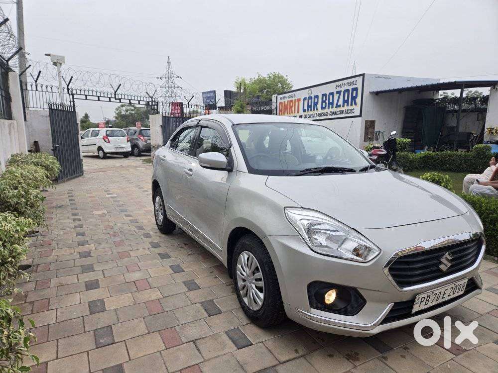 Maruti Suzuki Swift Dzire Vxi(o) Amt, 2018, Petrol