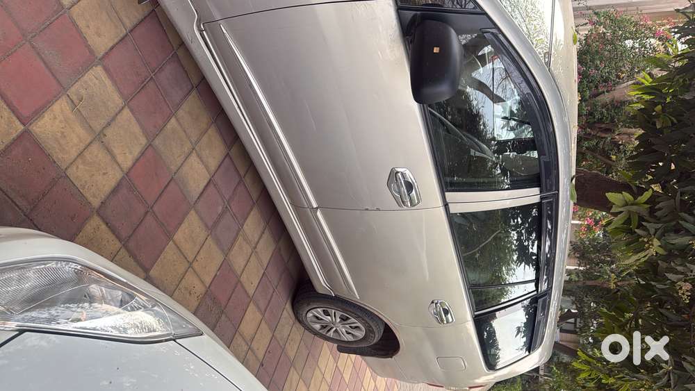 Toyota Innova 2014 Diesel Well Maintained