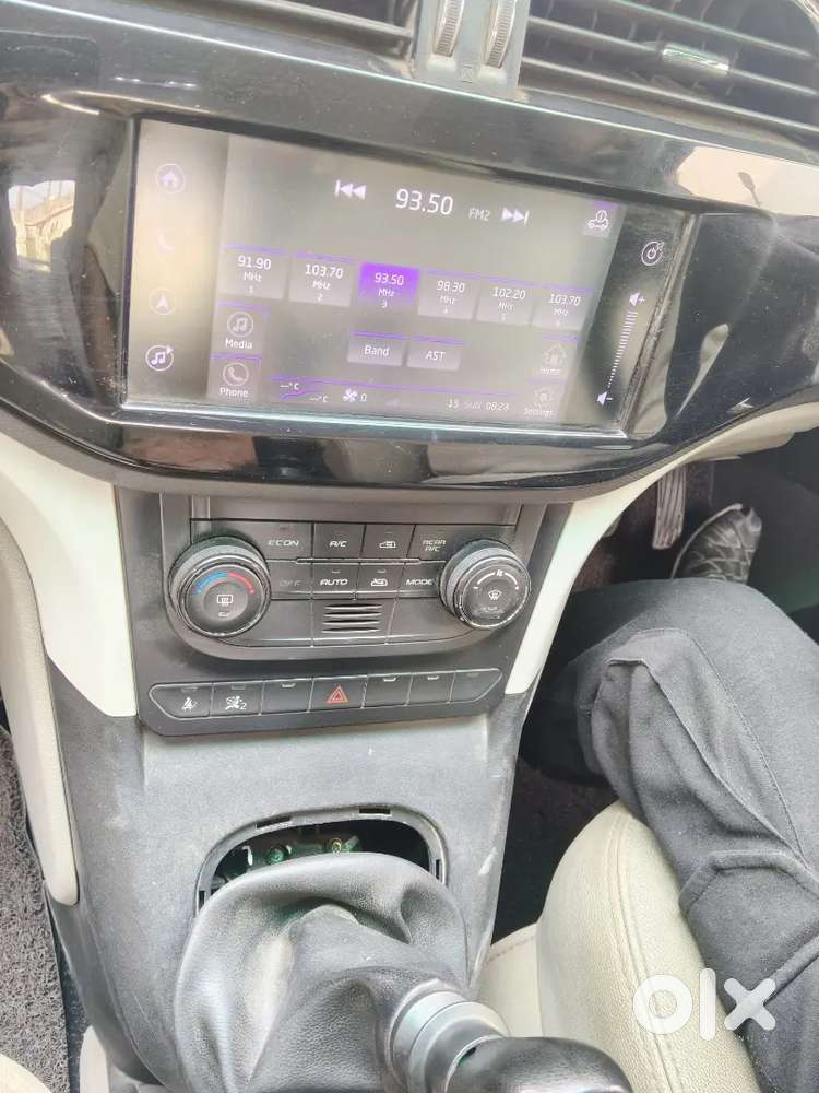 Urgent Sell New Purchase Car Mahindra Marazzo 2019