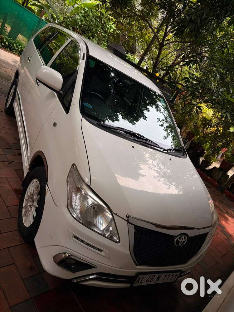 Toyota Innova, 2016 Model, 10 Year Toyota Authorized Service