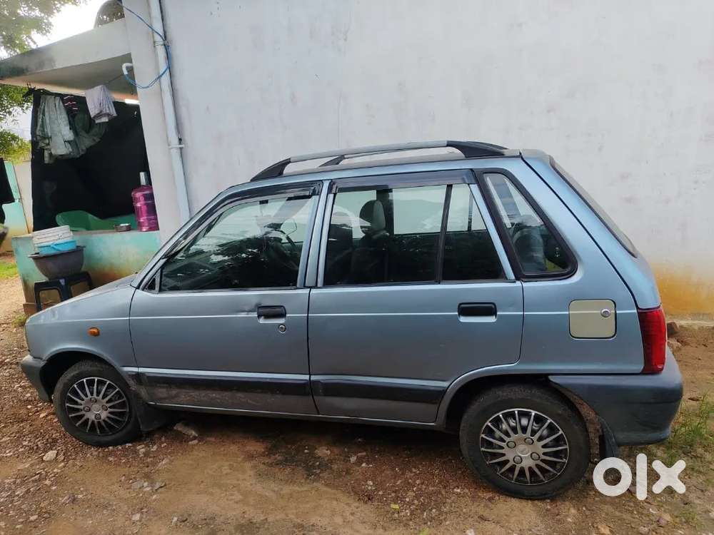 Old And Good Condition Car Engine Good Full Ac Condition