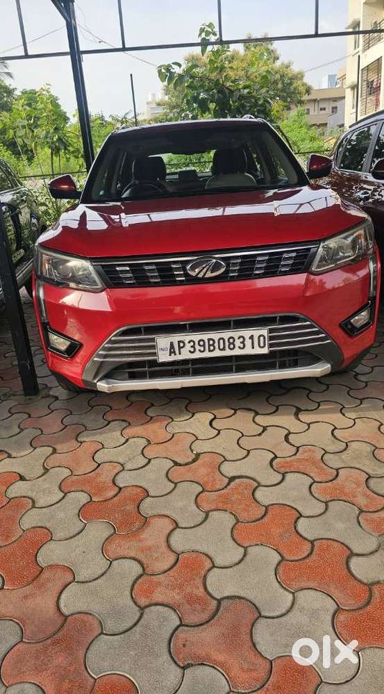 Mahindra Xuv300 W8 (o) 1.5 Diesel Amt, 2019, Diesel