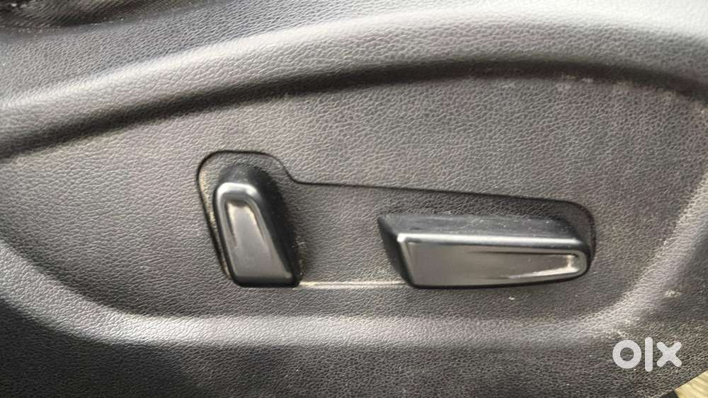 Hyundai Alcazar 2.0 Signature (o) Petrol At 6 Str, 2021, Petrol