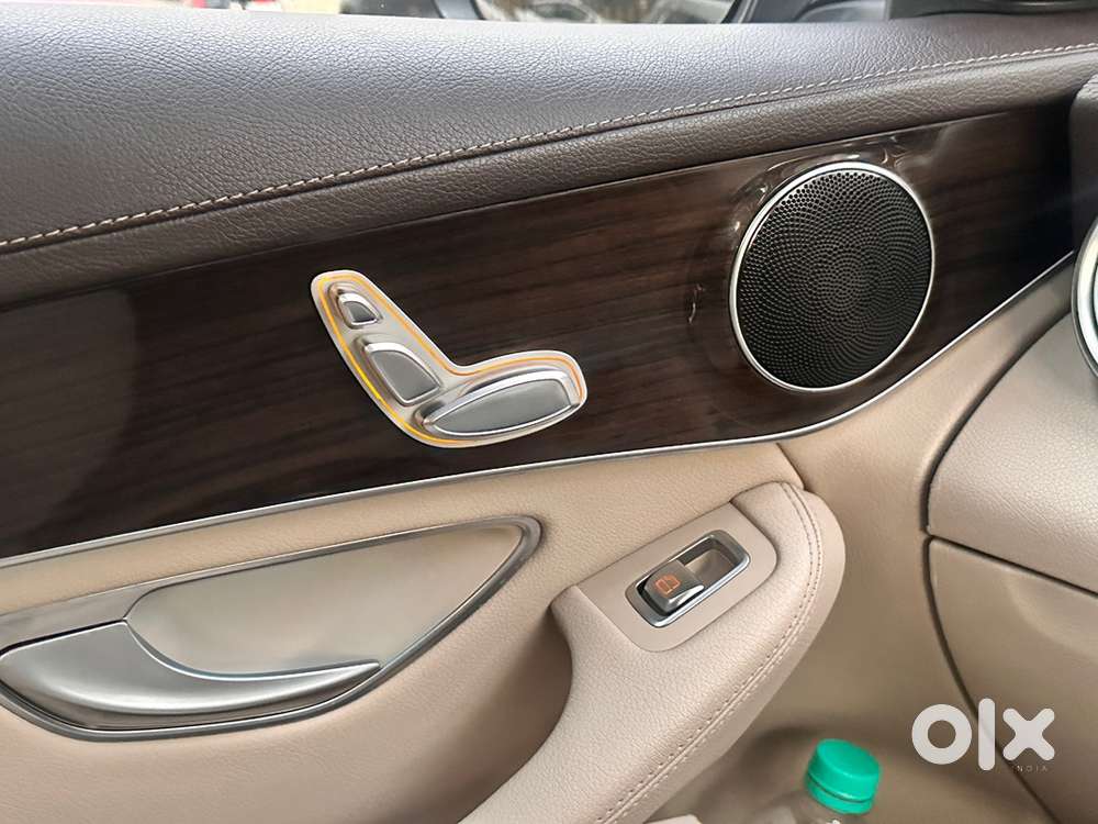 Mercedes-benz Glc 2017 Petrol Well Maintained