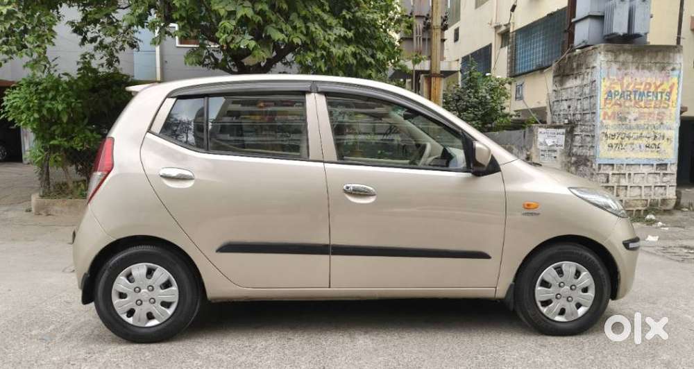 Hyundai I10 Sportz 1.2 At, 2010, Petrol
