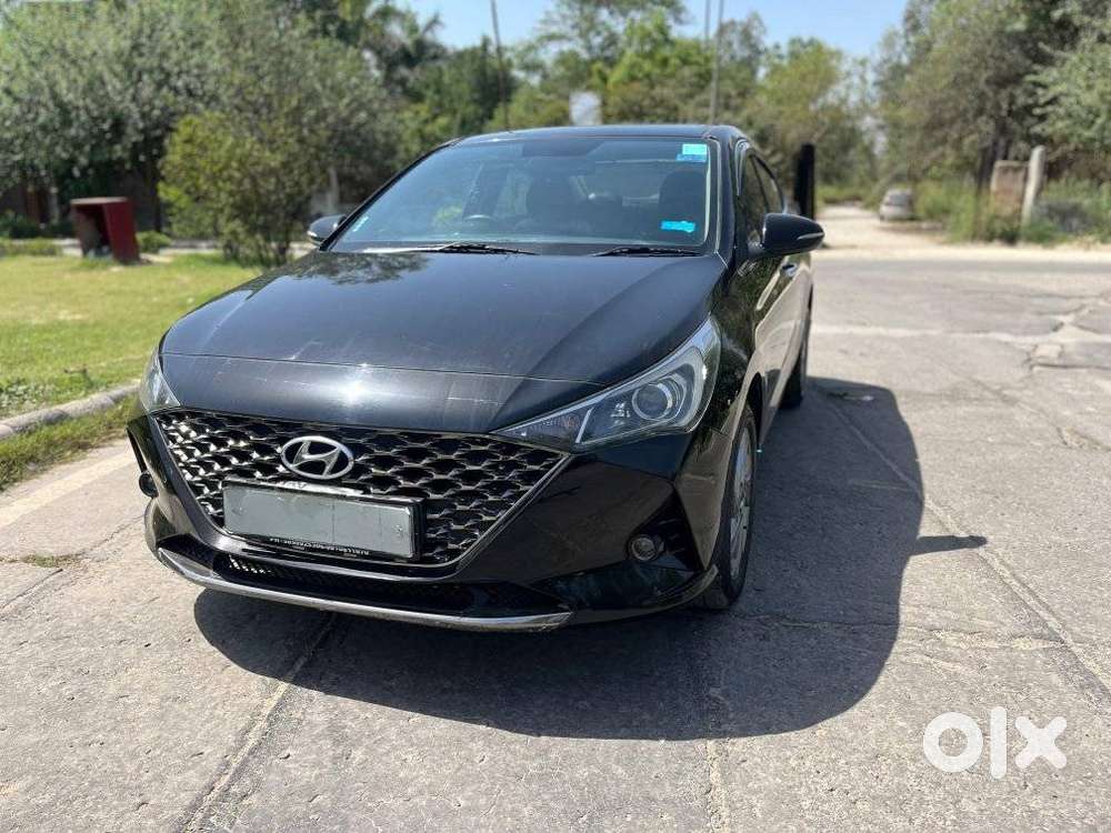 Hyundai Verna 1.6 Vtvt Sx, 2022, Petrol