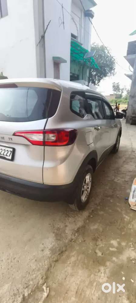 7 Seater Car Loan Provide 75% Renault Triber 1.0 Rxt 2024
