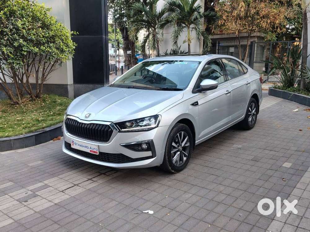 Skoda Slavia 1.0 Tsi Style At, 2023, Petrol